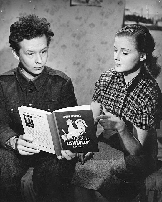 kaikkiennaistenmonni1still